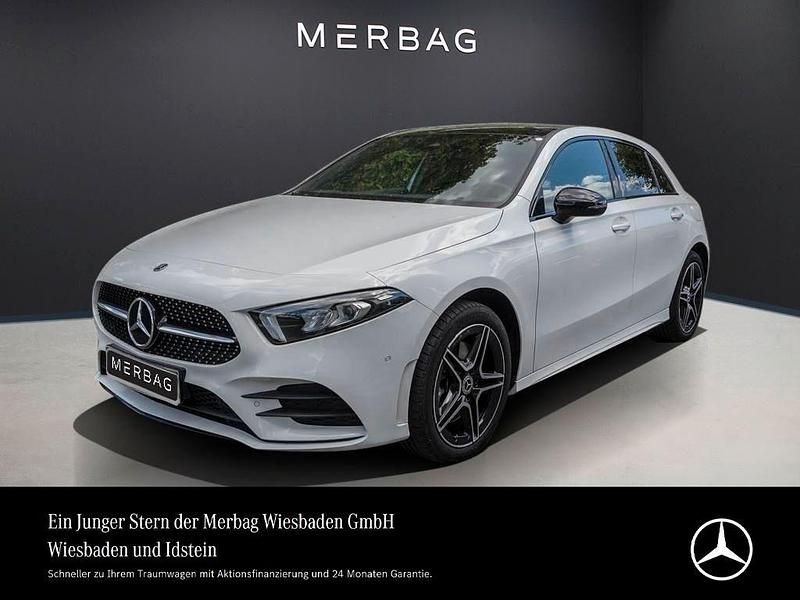 Polarweiß Gebraucht 2022 Mercedes A250 AMG line Limousine | 29.380 € (Guter Preis) - Bild 1/4
