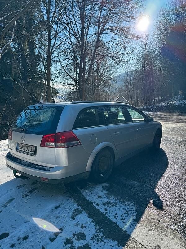 Gebraucht Opel Vectra 122 PS (89 kW) 2004 Silber Kombi