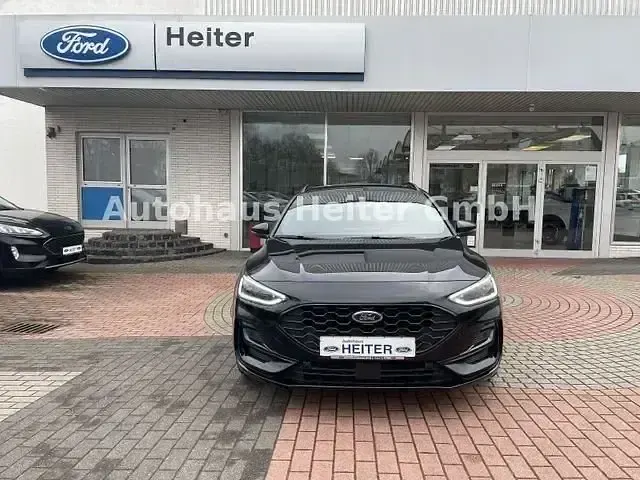 Gebraucht Ford Focus ST-Line X 155 PS (114 kW) 2024 Schwarz Kombi