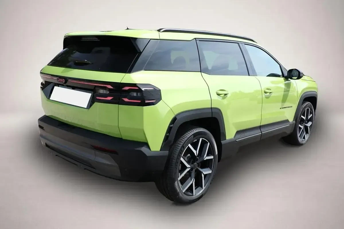 Neu Jeep Compass 156 kW (213 PS) 2026 Manufacturer SUV