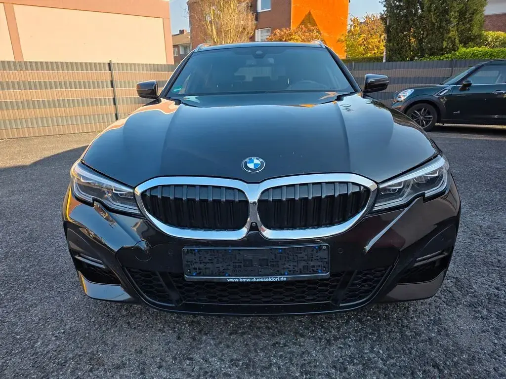 Gebraucht BMW 320 M Sport 190 PS (139 kW) 2021 Schwarz Limousine