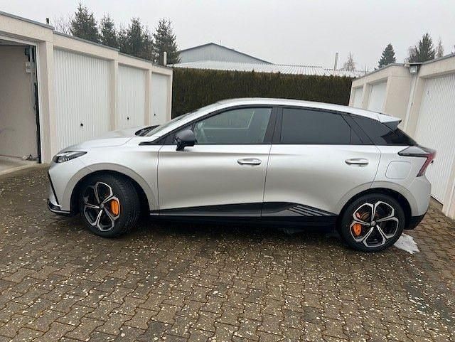 Gebraucht MG MG4 EV 319 kW (435 PS) 2024 Silber Kleinwagen