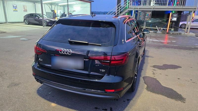 Gebraucht Audi A4 Design 218 PS (160 kW) 2018 Kombi