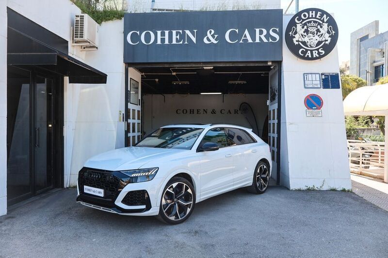 Weiß Gebraucht 2023 Audi RS Q8 Sport SUV | 112.500 € - Bild 1/4