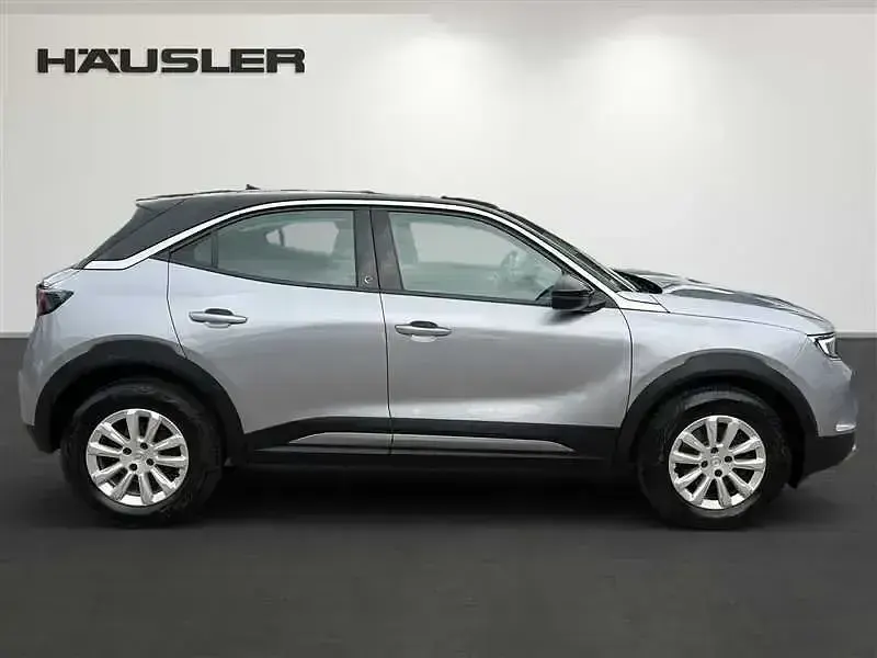 Używany Opel Mokka-e 100 kW (136 KM) 2021 Srebrny SUV