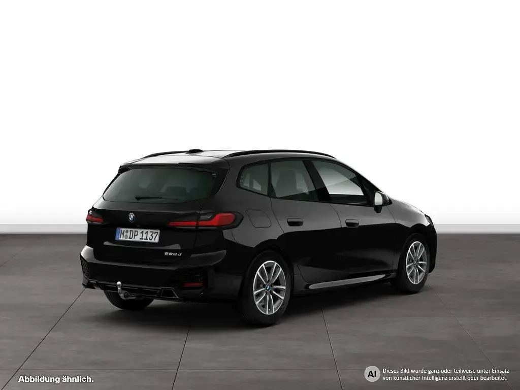 Gebraucht BMW 220 Active Tourer M Sport 150 PS (110 kW) 2025 Schwarz Van / Kleinbus