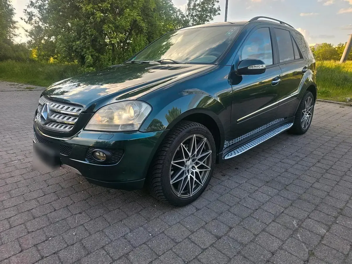 Gebraucht Mercedes ML320 224 PS (164 kW) 2006 Grün SUV