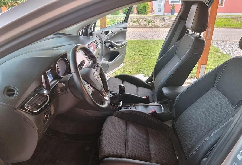 Gebraucht Opel Astra Innovation 150 PS (110 kW) 2017 Silber Kombi