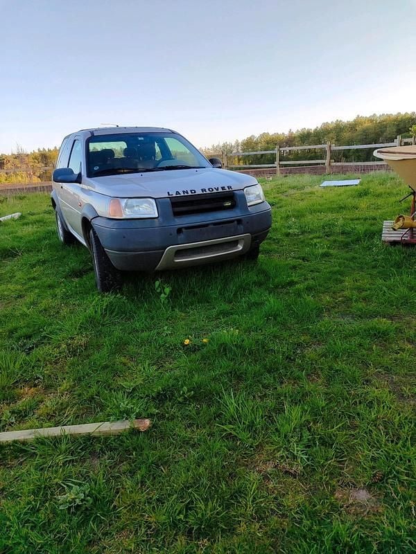 Gebraucht Land Rover Freelander 100 PS (73 kW) 2001 Silber SUV