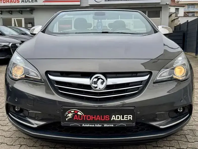 Gebraucht Opel Cascada Edition 120 PS (88 kW) 2015 Grau Cabrio