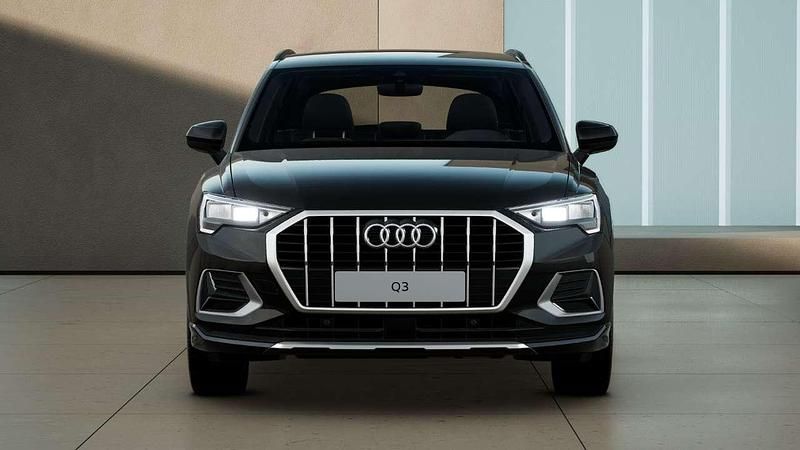 Gebraucht Audi Q3 Advanced 150 PS (110 kW) 2025 Mythosschwarz metallic SUV
