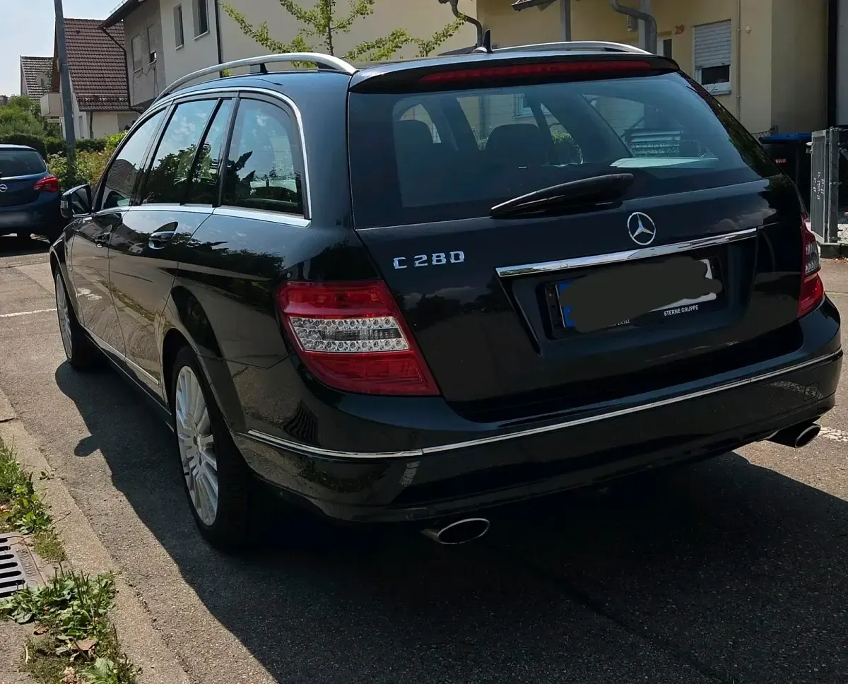 Gebraucht Mercedes C280 Avantgarde 231 PS (169 kW) 2009 Schwarz Kombi