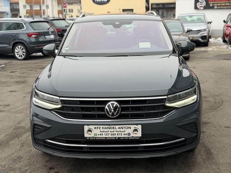 Gebraucht VW Tiguan R 150 PS (110 kW) 2023 Grau SUV