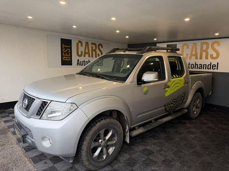 Gebraucht Nissan Navara Platinum 190 PS (139 kW) 2012 Silber Abholung