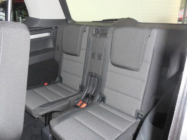 Neu VW Touran Comfortline 150 PS (110 kW) 2026 Schwarz Van / Kleinbus
