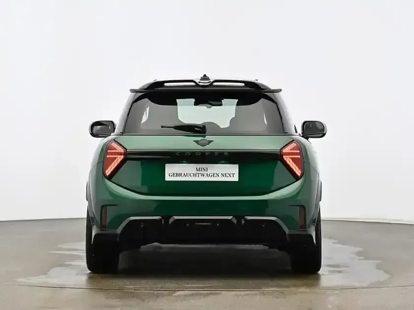 Gebraucht Mini Cooper 156 PS (114 kW) 2024 British racing green (grün) Kleinwagen