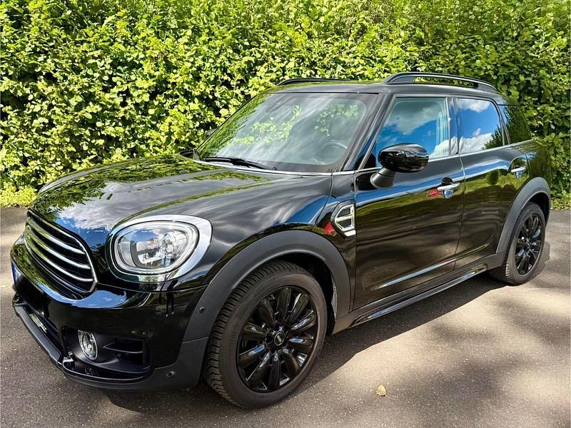 Schwarz Gebraucht 2020 Mini Cooper Countryman SUV | 21.900 € (Fairer Preis) - Bild 1/4