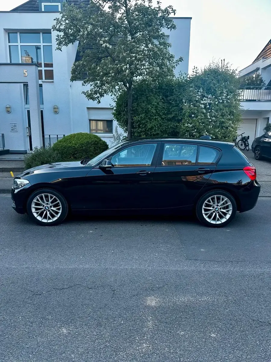 Gebraucht BMW 116 109 PS (80 kW) 2017 Schwarz Kleinwagen