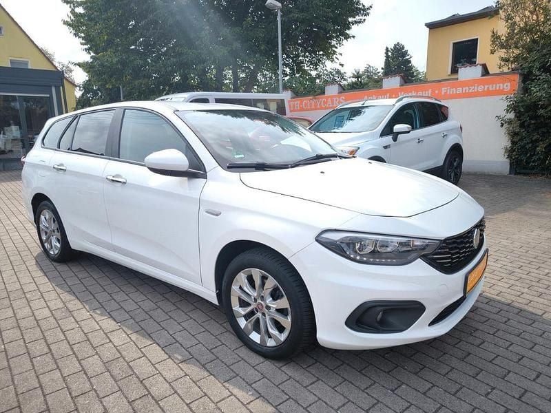 Weiß Gebraucht 2020 Fiat Tipo Limousine | 12.980 € (Fairer Preis) - Bild 1/4