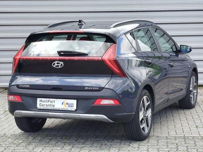 Gebraucht Hyundai Bayon Intro Edition 101 PS (74 kW) 2022 Grau SUV