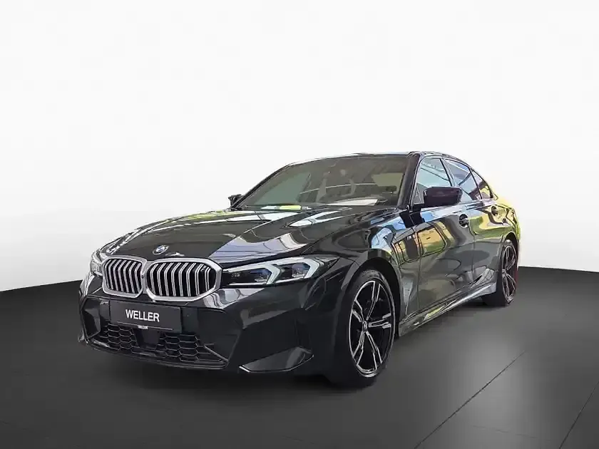 Gebraucht BMW 320 M Sport 184 PS (135 kW) 2025 Saphirschwarz (schwarz) Limousine