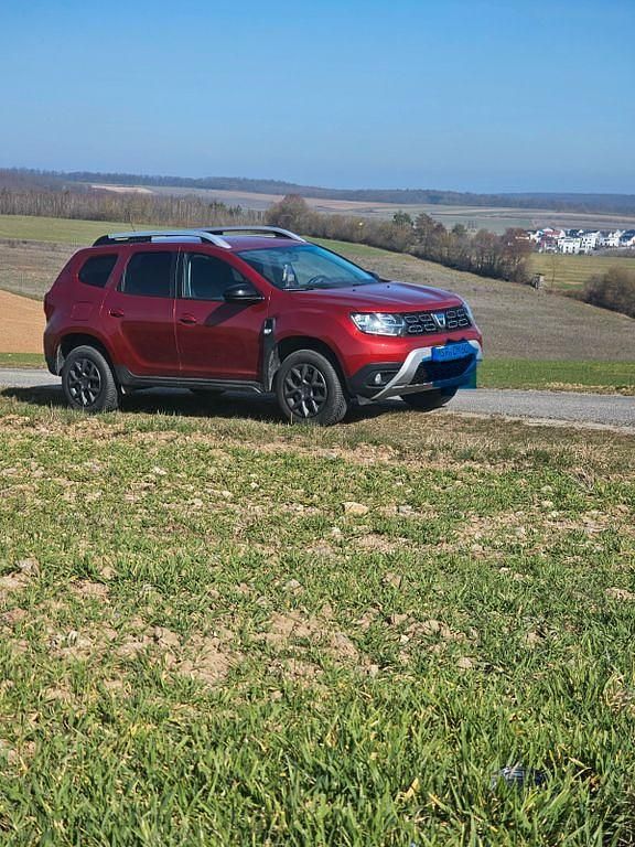 Gebraucht Dacia Duster Celebration 101 PS (74 kW) 2020 Rot SUV