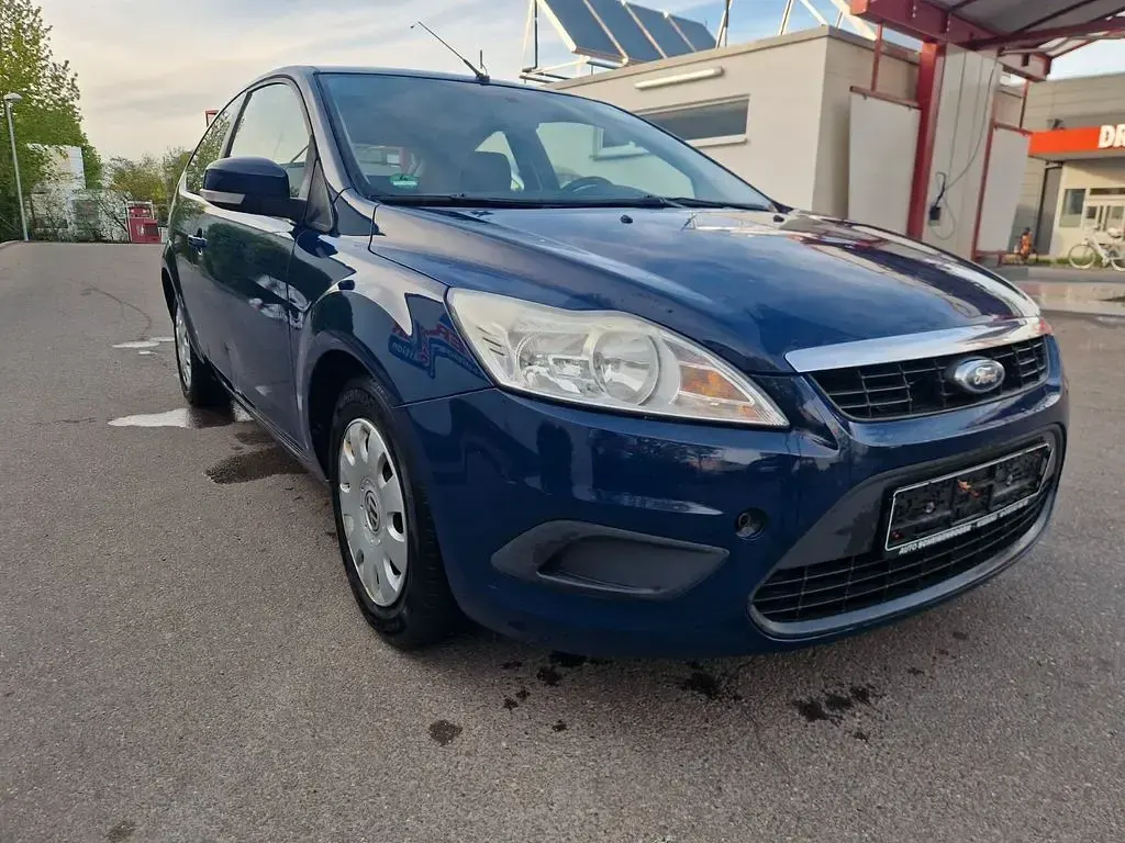 Gebraucht Ford Focus Titanium 116 PS (85 kW) 2009 Blau Limousine