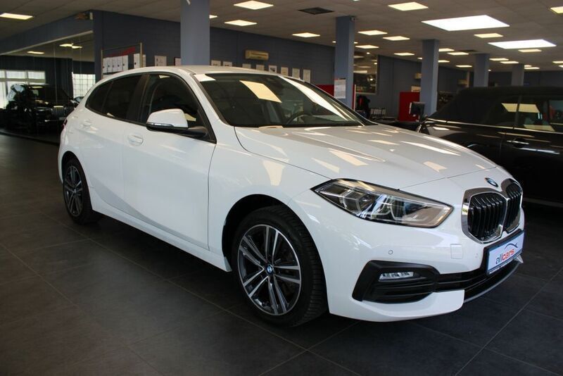 Alpinweiß uni Gebraucht 2019 BMW 116 Kleinwagen | 15.980 € (Fairer Preis) - Bild 1/4