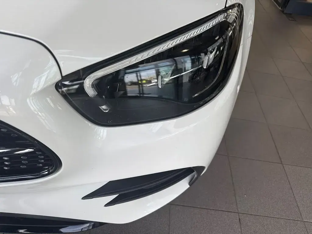Gebraucht Mercedes E400 AMG 330 PS (242 kW) 2022 Weiß Limousine