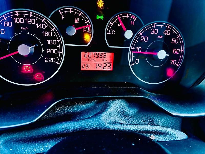 Schwarz Gebraucht 2007 Fiat Punto Kleinwagen | 1.300 € - Bild 1/4