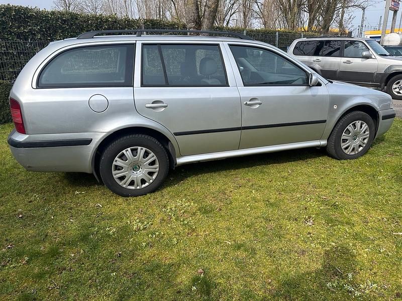 Gebraucht Skoda Octavia 101 PS (74 kW) 2005 Silber Kombi