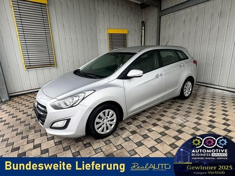 Silber Gebraucht 2016 Hyundai i30 Kombi | 8.600 € (Fairer Preis) - Bild 1/4