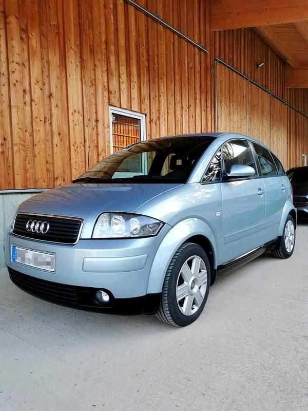 Silber Gebraucht 2004 Audi A2 Kleinwagen | 4.800 € (Etwas zu teuer) - Bild 1/4