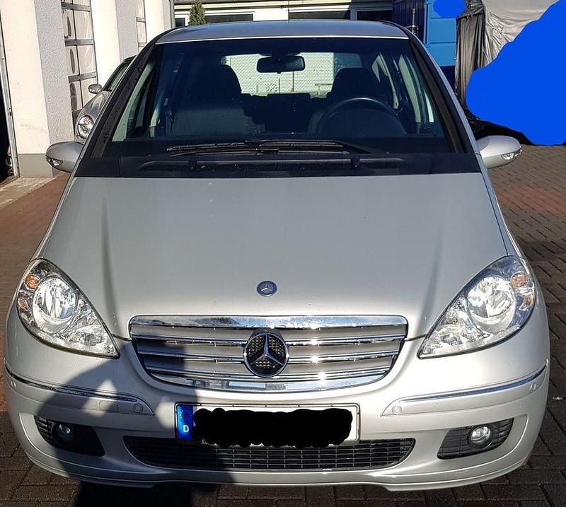 Gebraucht Mercedes A150 Elegance 95 PS (69 kW) 2006 Silber Van / Kleinbus