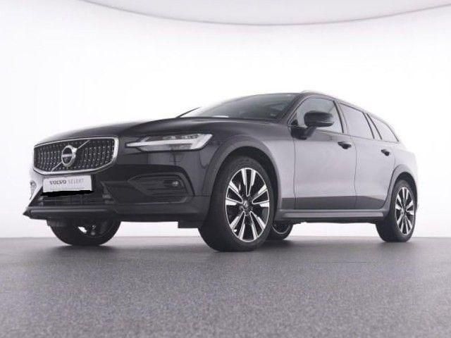 Black solid stone (schwarz) Gebraucht 2022 Volvo V60 Pro Kombi | 35.460 € (Fairer Preis) - Bild 1/4