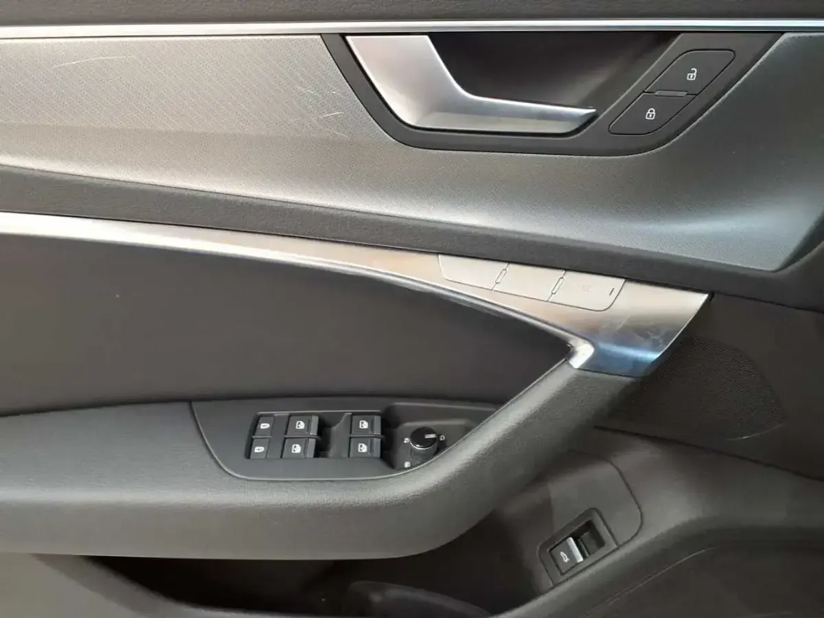 Second-hand Audi A6 Design 286 CP (210 kW) 2022 Gri Berlinǎ