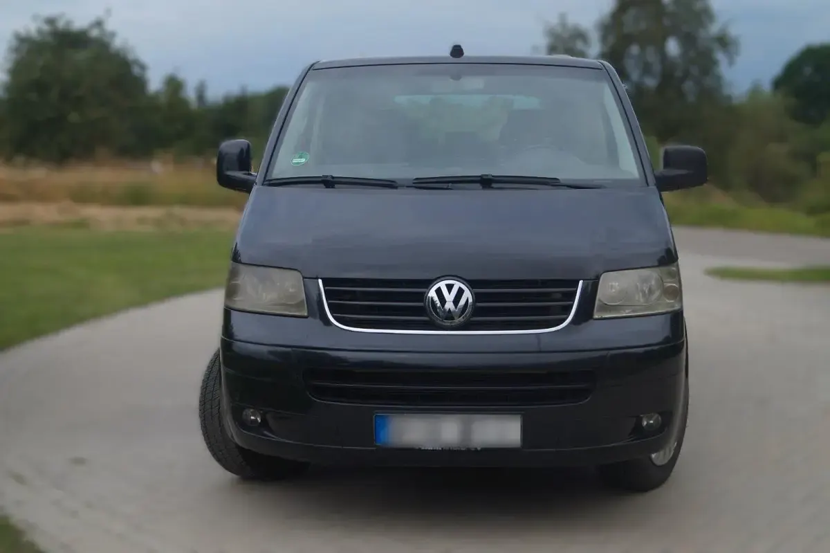Gebraucht VW Multivan 174 PS (127 kW) 2005 Schwarz Van / Kleinbus