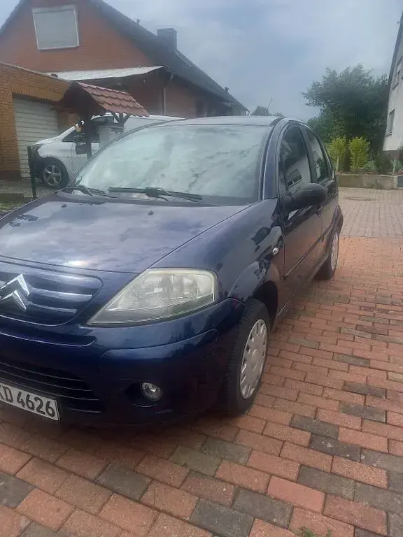 Usado Citroën C3 Comfort 60 CV (44 kW) 2008 Azul Berlina