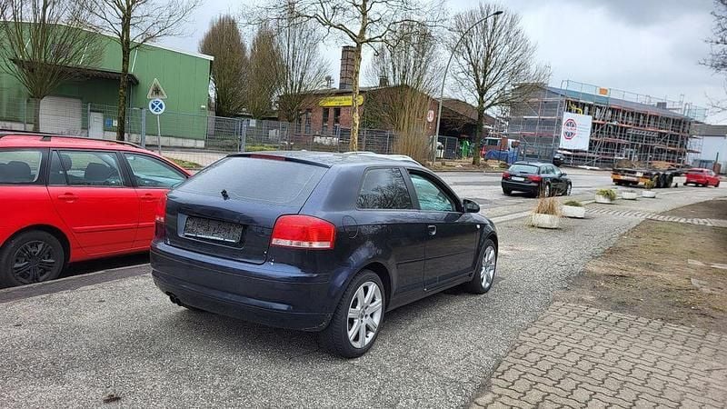 Gebraucht Audi A3 Ambiente 101 PS (74 kW) 2002 Grau Kleinwagen