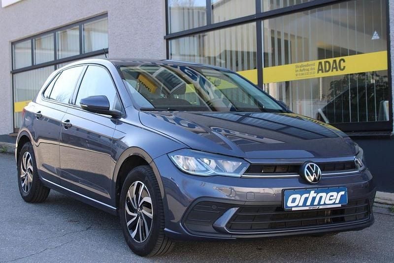 Gebraucht VW Polo Life 95 PS (69 kW) 2023 Grau Kleinwagen