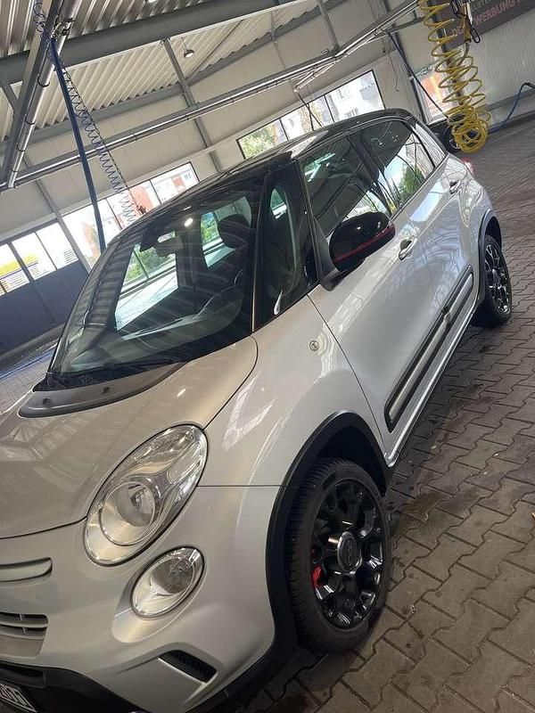 Gebraucht 2014 Fiat 500L Beats Edition Van / Kleinbus | 8.999 € (Fairer Preis) - Bild 1/4