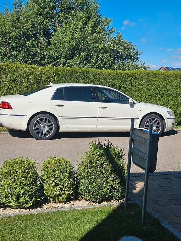 Usata VW Phaeton 334 CV (245 kW) 2007 Bianco Berlina