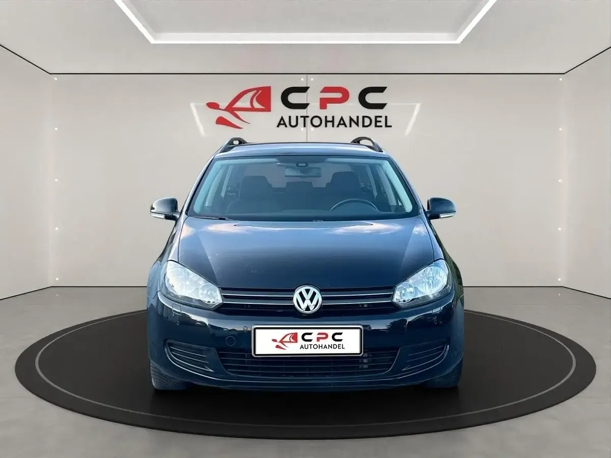 Gebraucht VW Golf VII Match 122 PS (89 kW) 2013 Schwarz Kombi