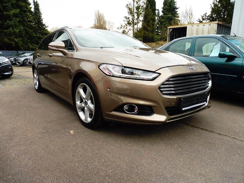 Gebraucht Ford Mondeo Titanium 203 PS (149 kW) 2018 Silber Kombi