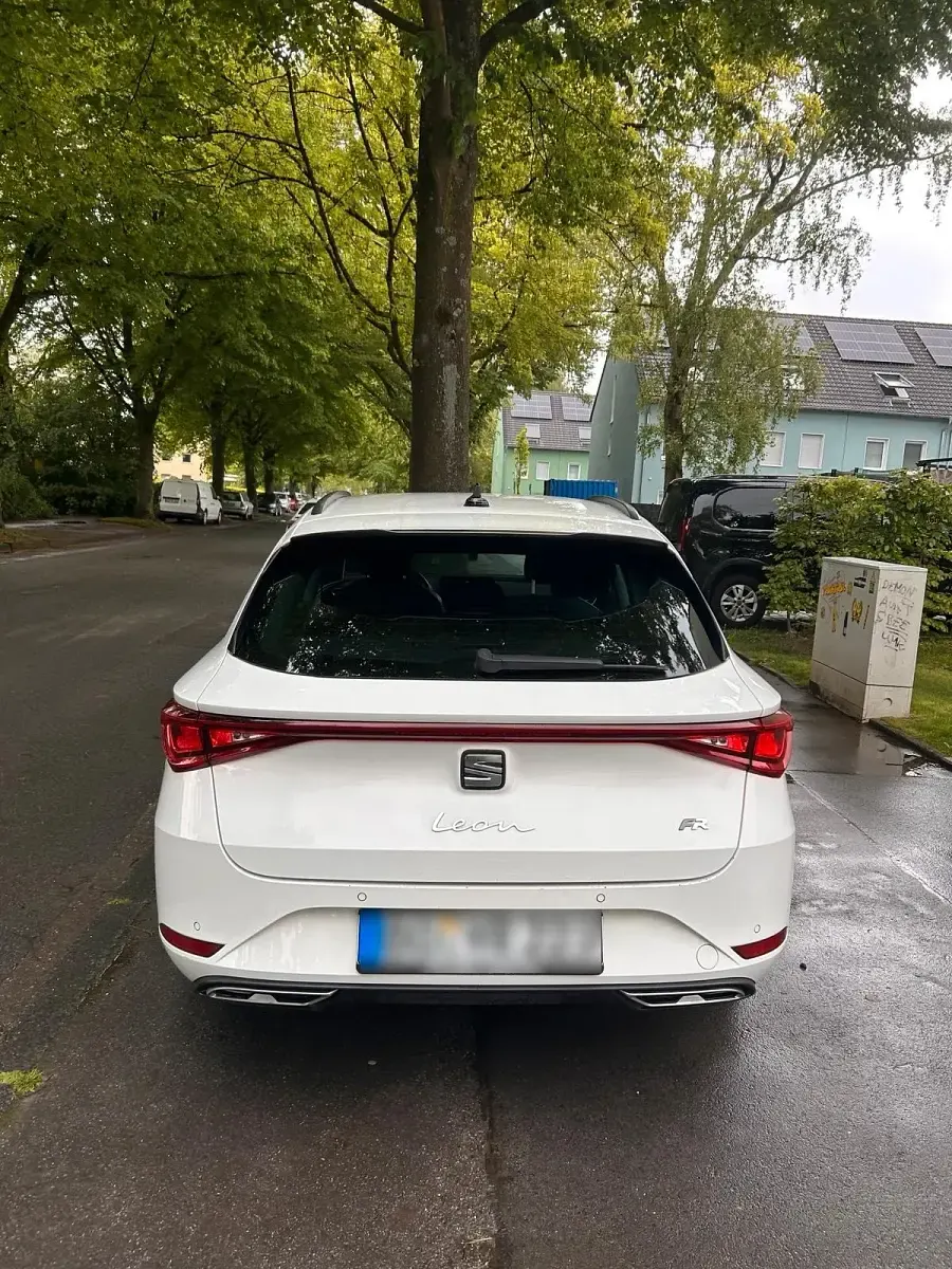 Gebraucht Seat Leon FR 150 PS (110 kW) 2022 Weiß Kombi