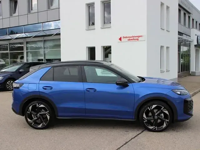 Gebraucht VW T-Roc Cabriolet R-line 150 PS (110 kW) 2025 SUV