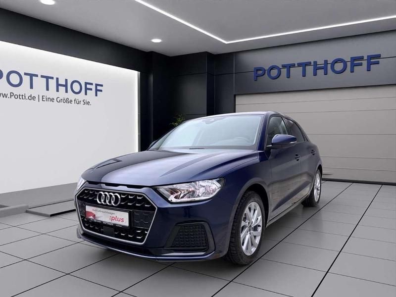 Blau Gebraucht 2024 Audi A1 Sportback Advanced Kleinwagen | 21.950 € (Guter Preis) - Bild 1/4