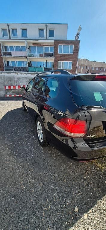 Gebraucht VW Golf VI Match 86 PS (63 kW) 2012 Schwarz Kleinwagen