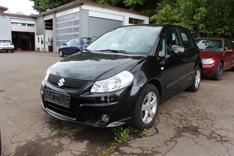 Schwarz Gebraucht 2010 Suzuki SX4 Limited SUV | 5.900 € (Fairer Preis) - Bild 1/4
