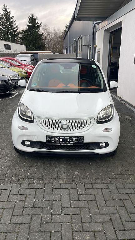 Gebraucht Smart ForFour 90 PS (66 kW) 2015 Weiß Kleinwagen